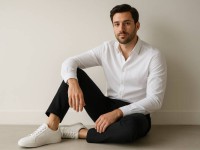 Getest en goedgekeurd: de zomeroutfit voor mannen die moeiteloos scoort